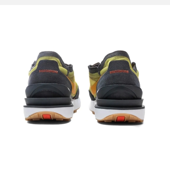 Nike Men's Waffle One SE 'Go The Extra Smile'  DO5850-700 AUTHENTIC New Size 10 - Picture 4 of 5